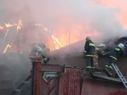 Огнеборцы ликвидировали возгорание частного дома в Приморье