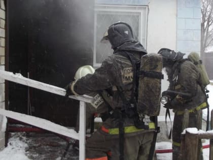 Из горящего общежития в Ливадии эвакуировались 60 человек