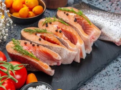 Росрыболовство спрогнозировало снижение цен на красную икру и горбушу