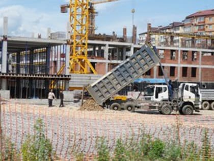 Проблемный объект строительства на ул. Чичерина 155 посетили общественные наблюдатели