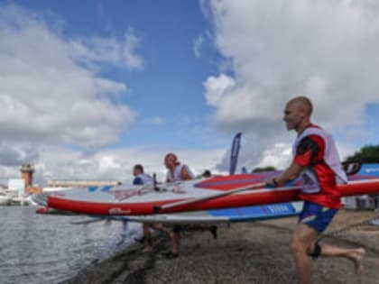 Ветер и волны во Владивостокское скорректировали запуск международной лиги по сап-сёрфингу (ФОТО)