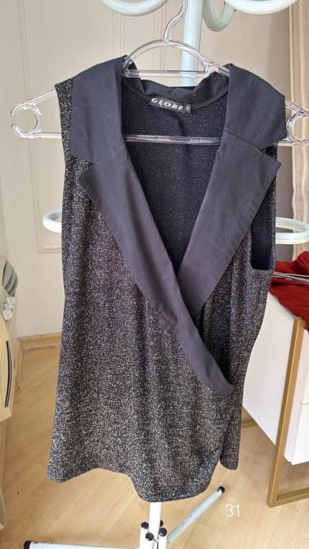 Camisa feminina elegante regata