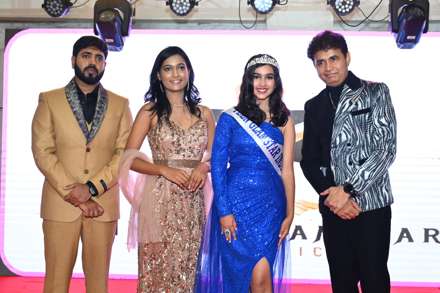 Shining Glamstar gallery image 4