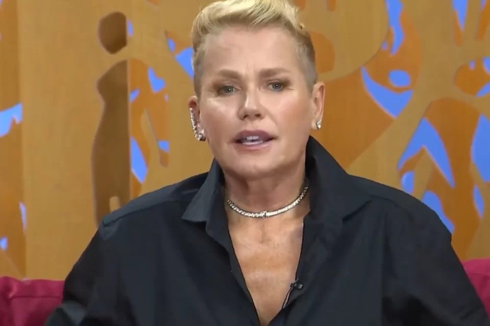 O Icônico Corte de Cabelo Curto Feminino da Xuxa: Um Marcador de Época 4 xuxa cabelo curto lateral raspada