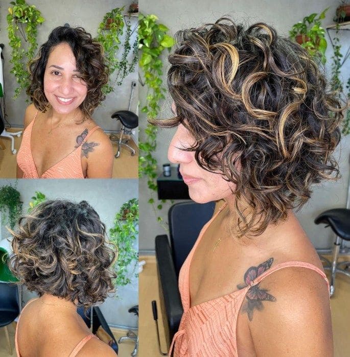 Os 4 TOP Cortes de Cabelo Curto 2026 para as Mulheres 2 2. Chanel curto repicado em cabelos ondulados