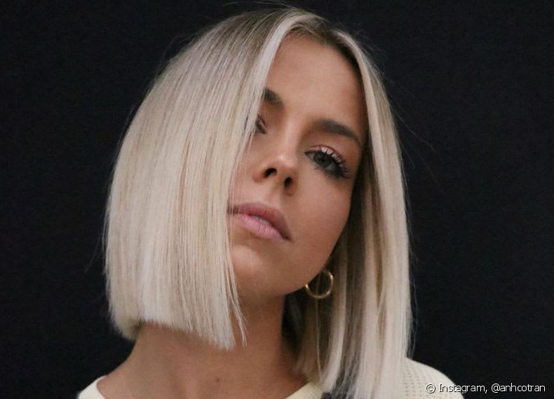 Cores para cabelos curtos feminino 2022 – Descubra as tendências dos curtinhos 3 coloração loiro baunilha nos cabelos curtos feminino