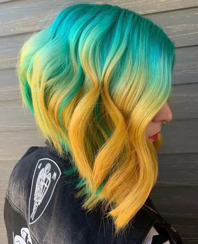 Cabelo Curto Atrás e Longo na Frente Combinação Infalível 4 Coloração moderna com o corte mais curto atrás e longo na frente