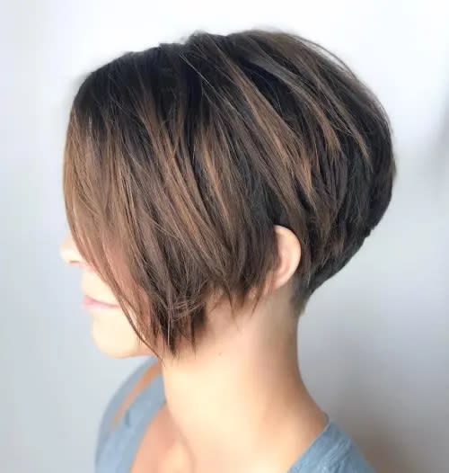 Cabelo Curto Atrás e Longo na Frente Combinação Infalível 2 Corte mais curtinho com a parte de trás curta e na frente longa