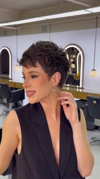 Cortes de Cabelo Curto Feminino: O Guia Completo do Pixie ao Bob 9 Corte curtinho @rodrigocintra modelado com pomada