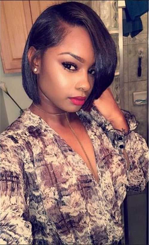 Corte Chanel em Cabelos Alisados: Visagismo, Geometria e Cuidados para Mulheres Negras 4 Chanel básico nos cabelos alisados mulher negra