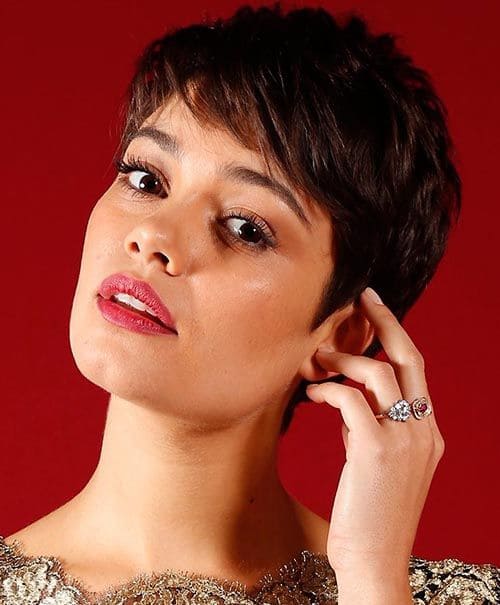 How to Find Your Face Shape to Pick the Best Short Haircut 5 Choppy pixie cut on a square face shape featuring Sophie Charlotte