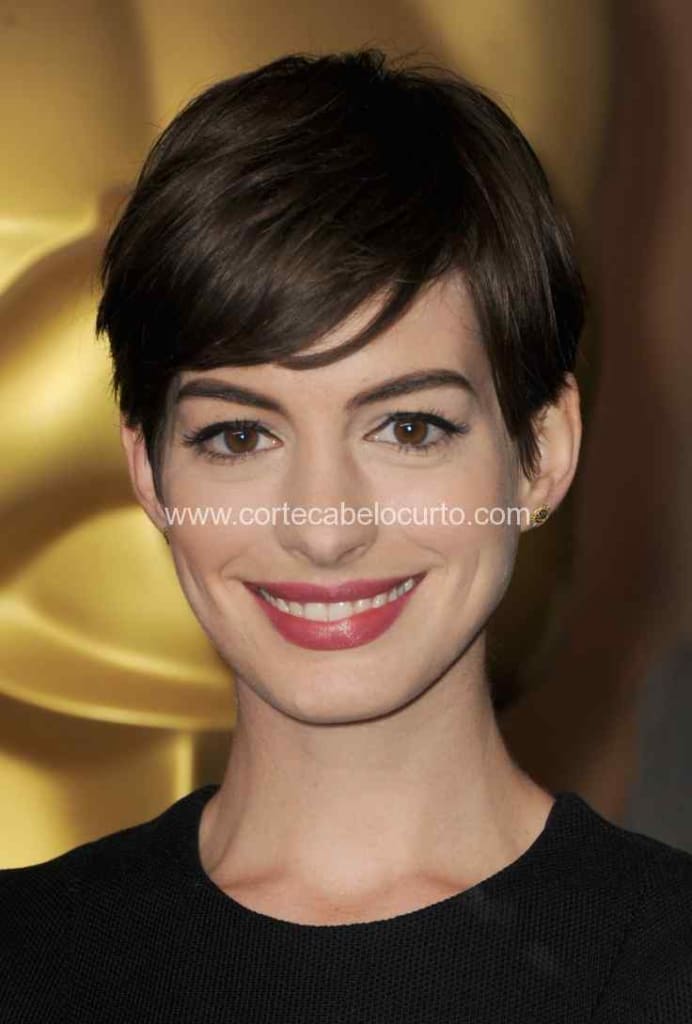 Anne-Hathaway-pixie