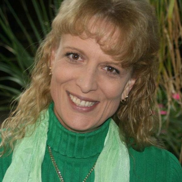 Sue profile photo