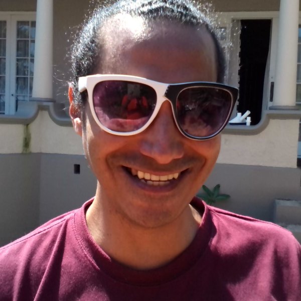 Leslie profile photo