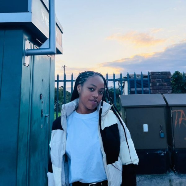 Jeslene  profile photo