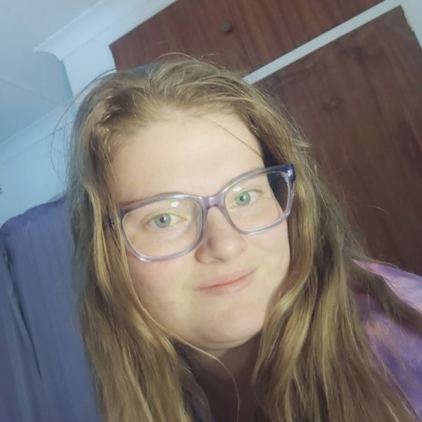 Naomi profile photo