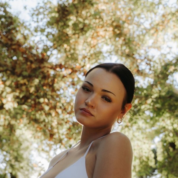 Corinna  profile photo