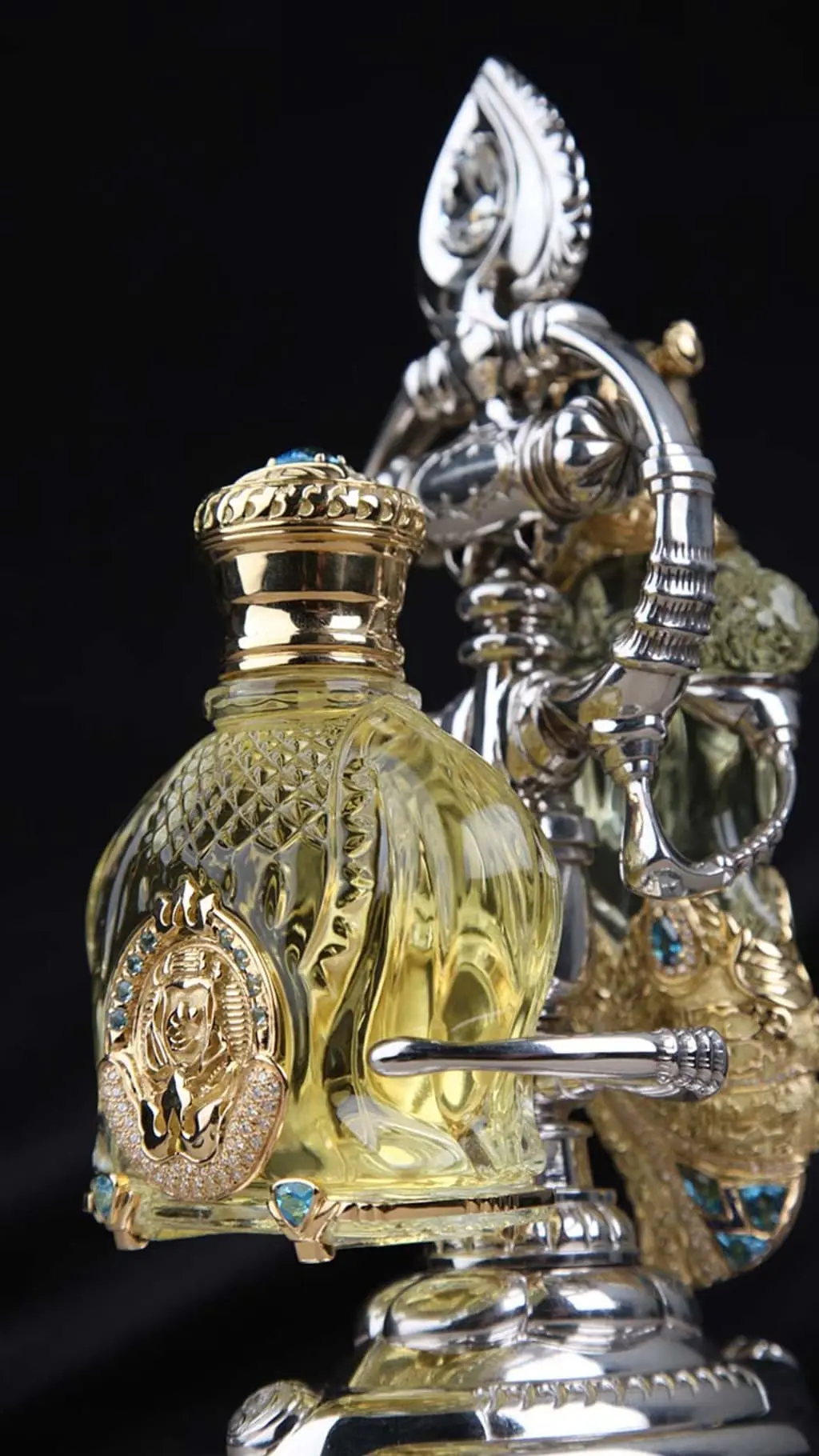 Designer Shaik fragrance photography