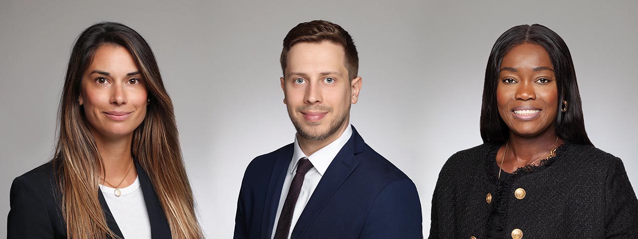 photo portrait cv et linkedin d'une femme et d'un homme posant pour un photographe à Genève