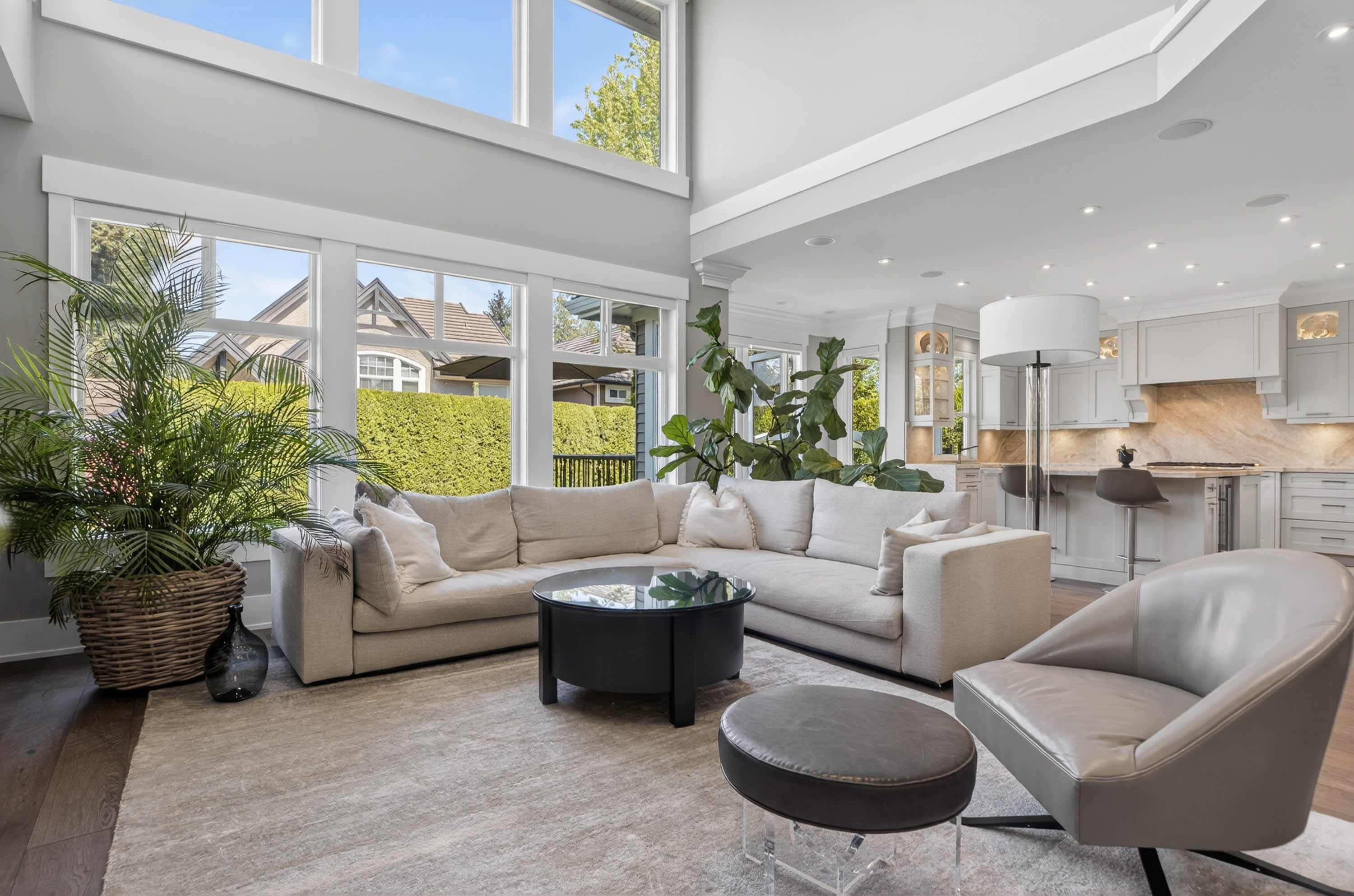 Morgan Creek Executive Residence — 15507 37A Avenue