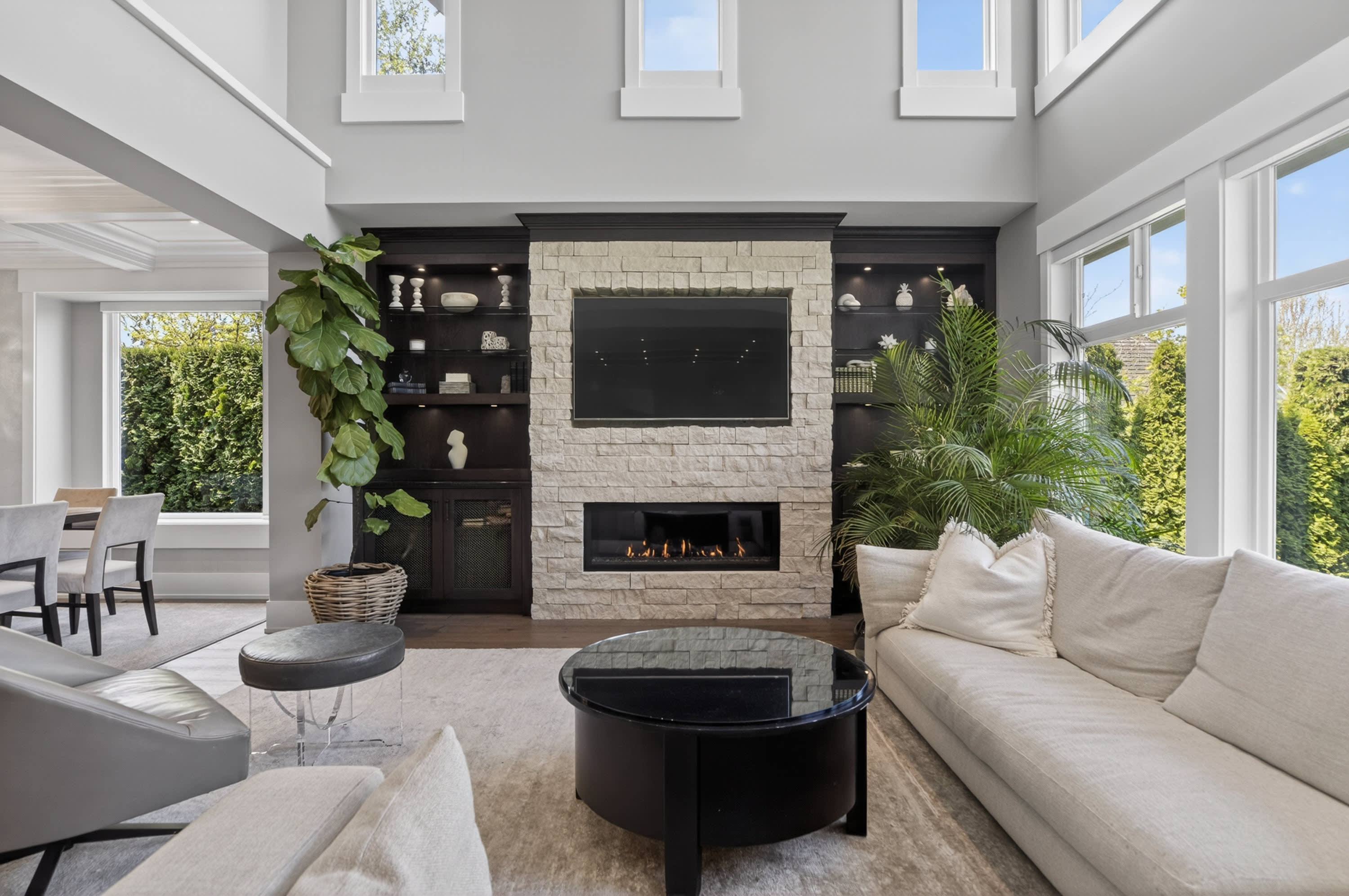 Morgan Creek Executive Residence — 15507 37A Avenue