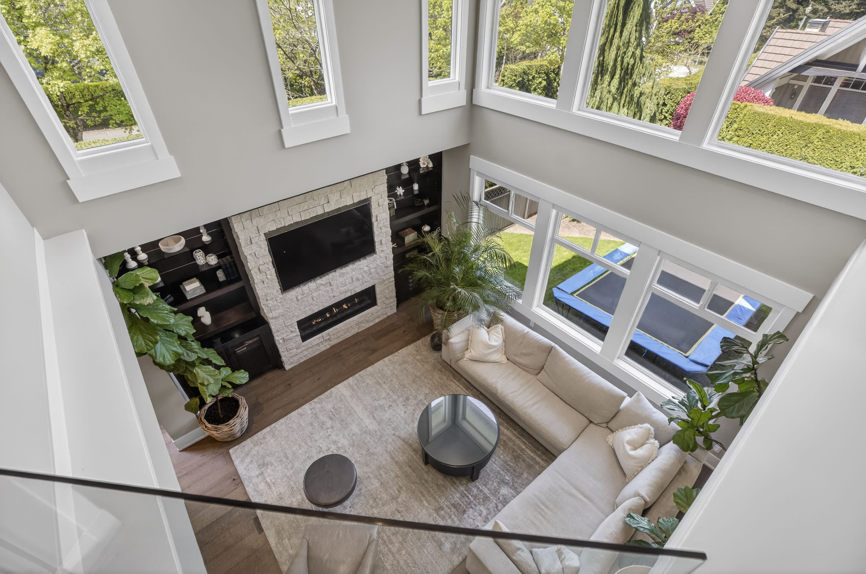 Morgan Creek Executive Residence — 15507 37A Avenue