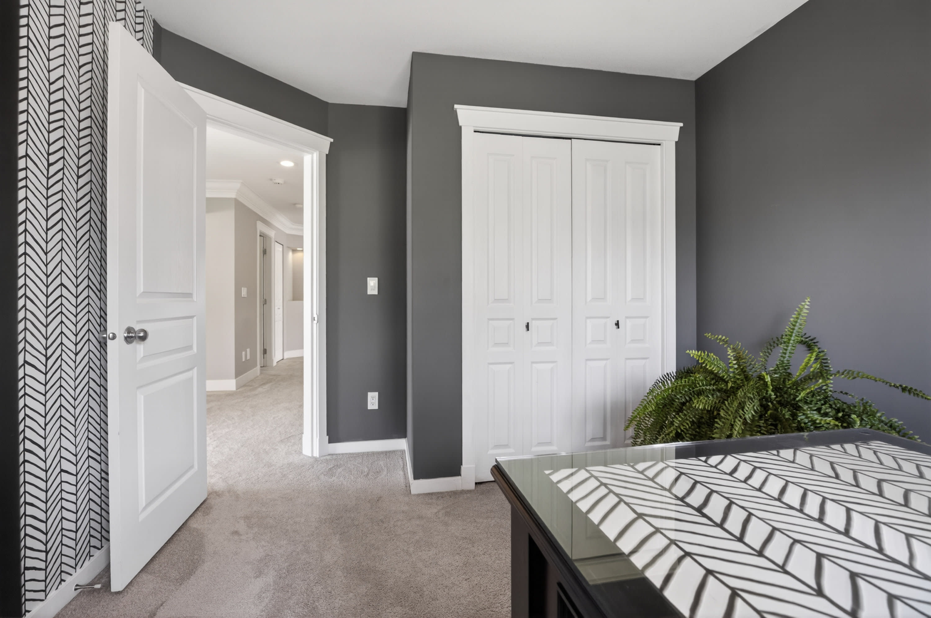 Morgan Creek Executive Residence — 15507 37A Avenue