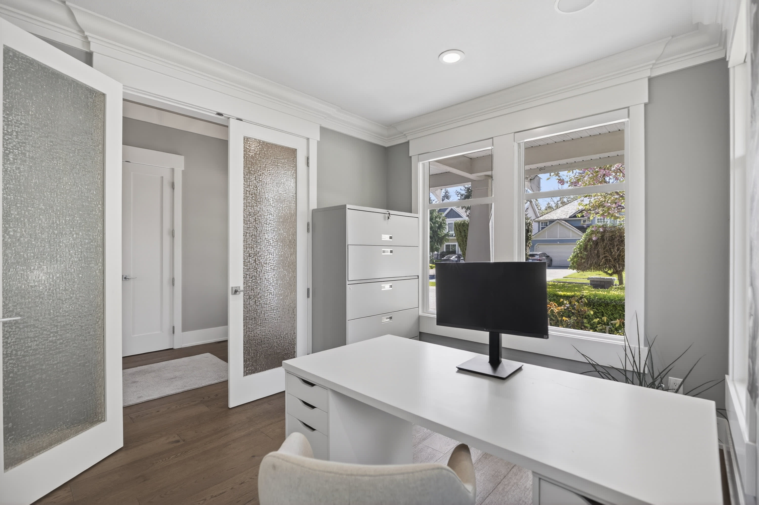 Morgan Creek Executive Residence — 15507 37A Avenue