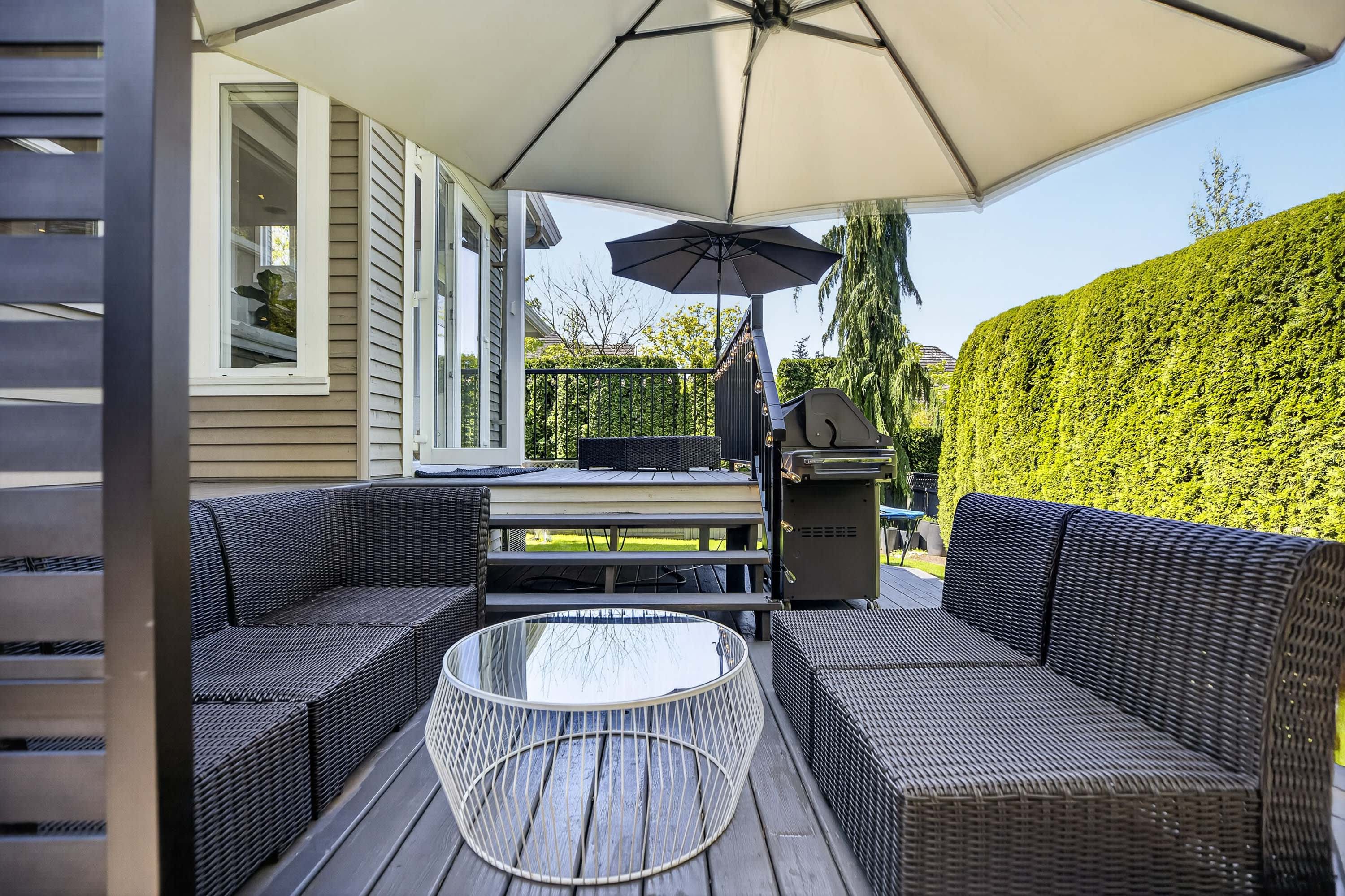 Morgan Creek Executive Residence — 15507 37A Avenue