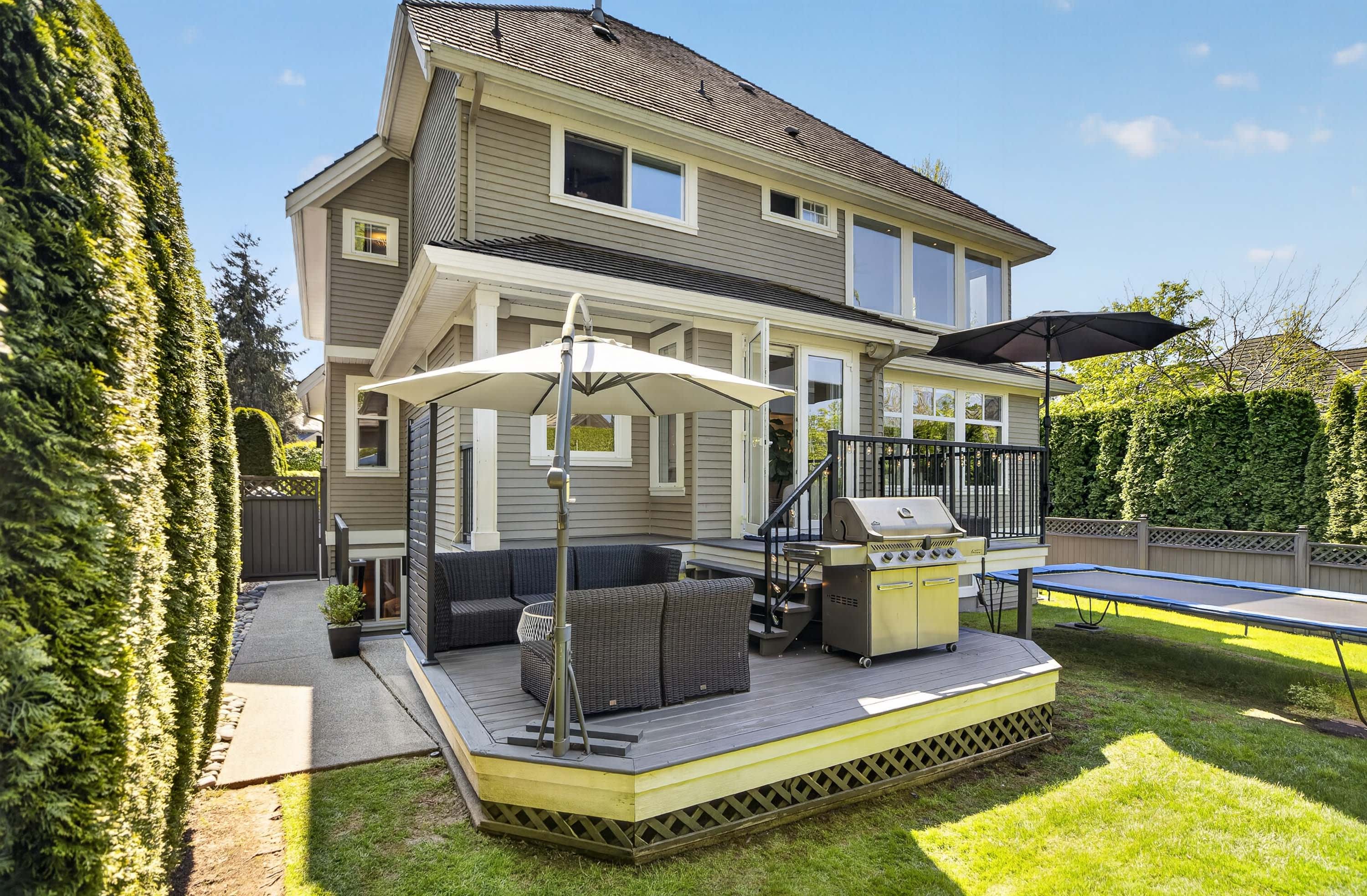 Morgan Creek Executive Residence — 15507 37A Avenue