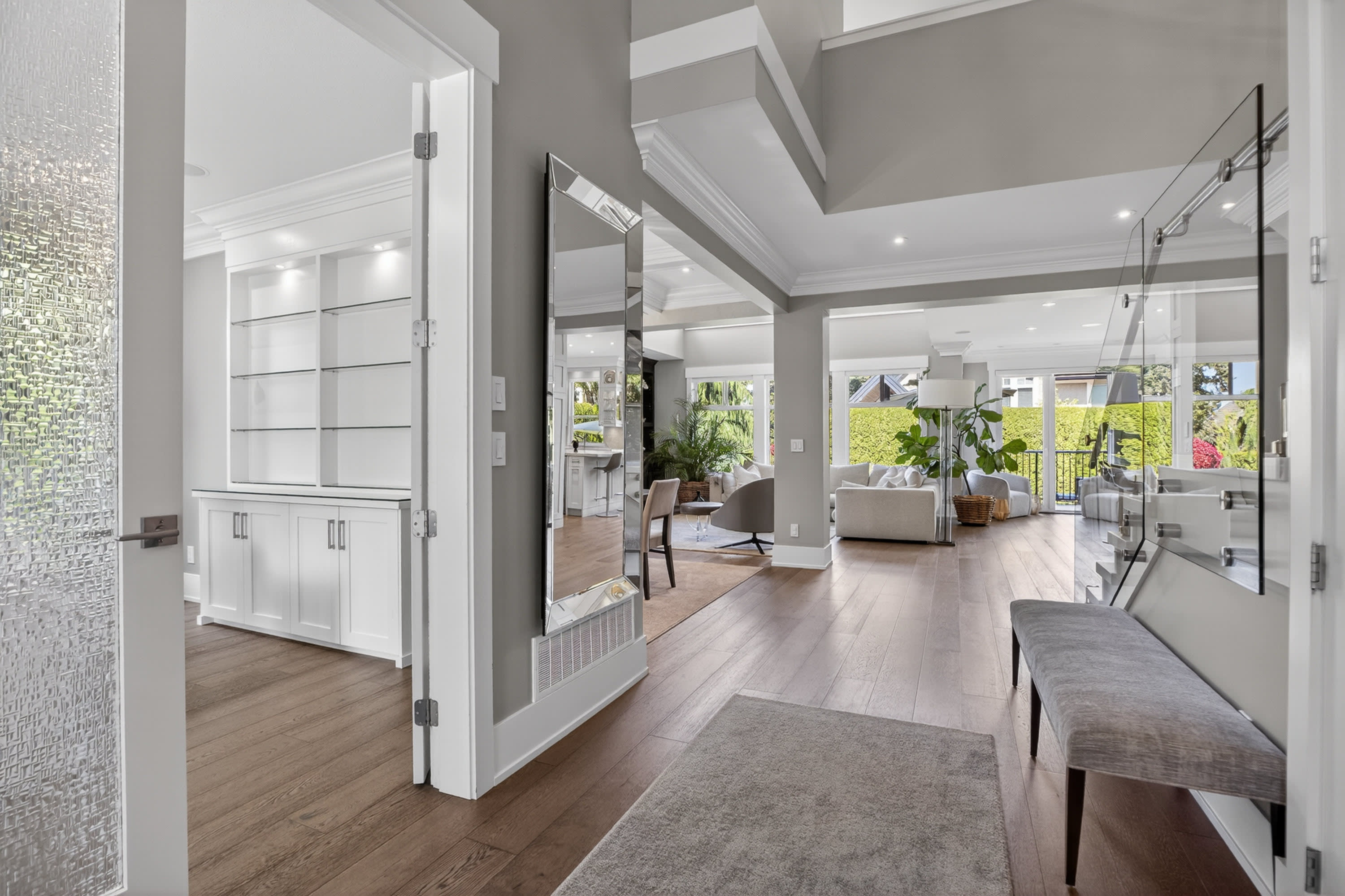 Morgan Creek Executive Residence — 15507 37A Avenue