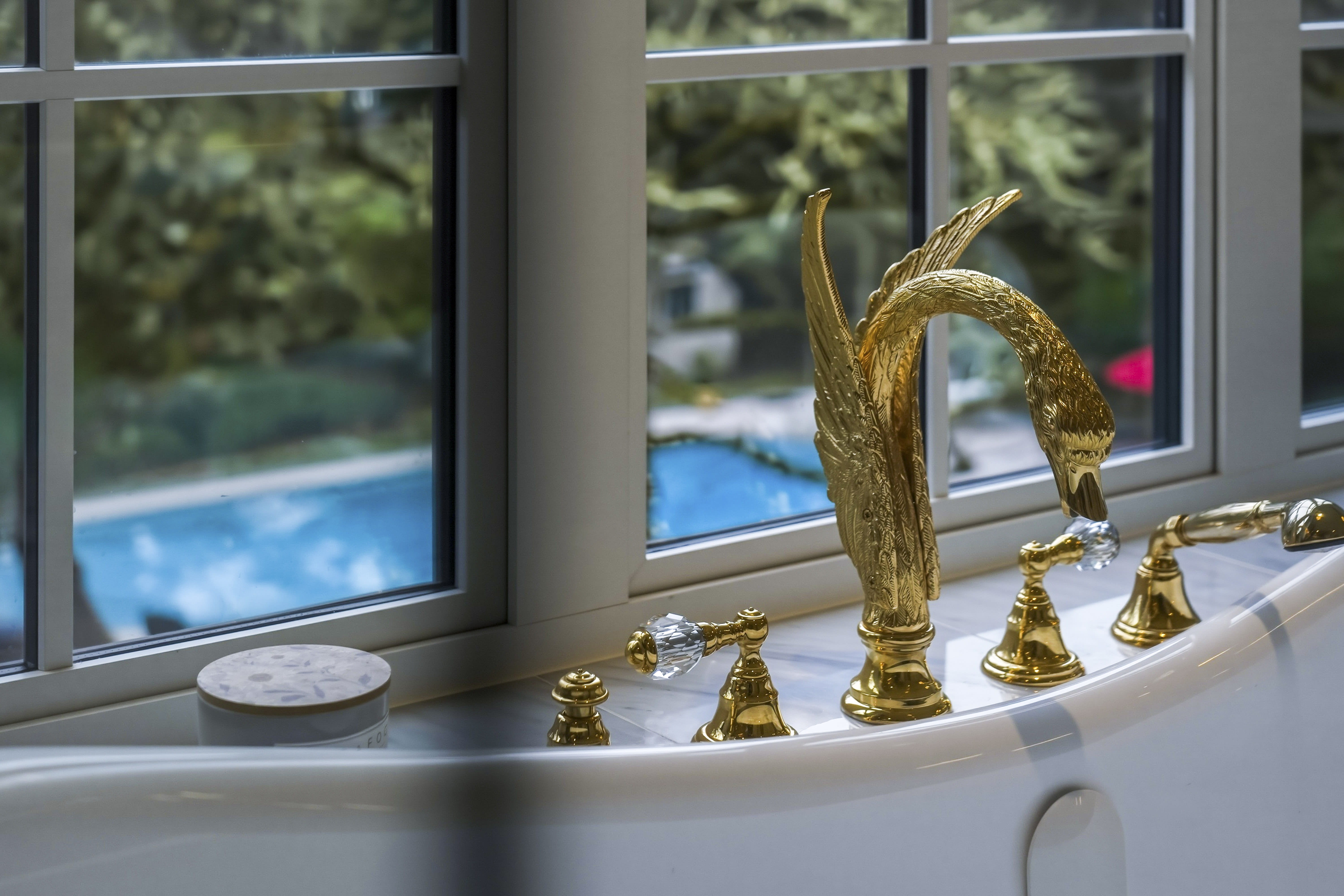 Owl's Landing guest suite — luxury estate 1708 Woodsend Drive