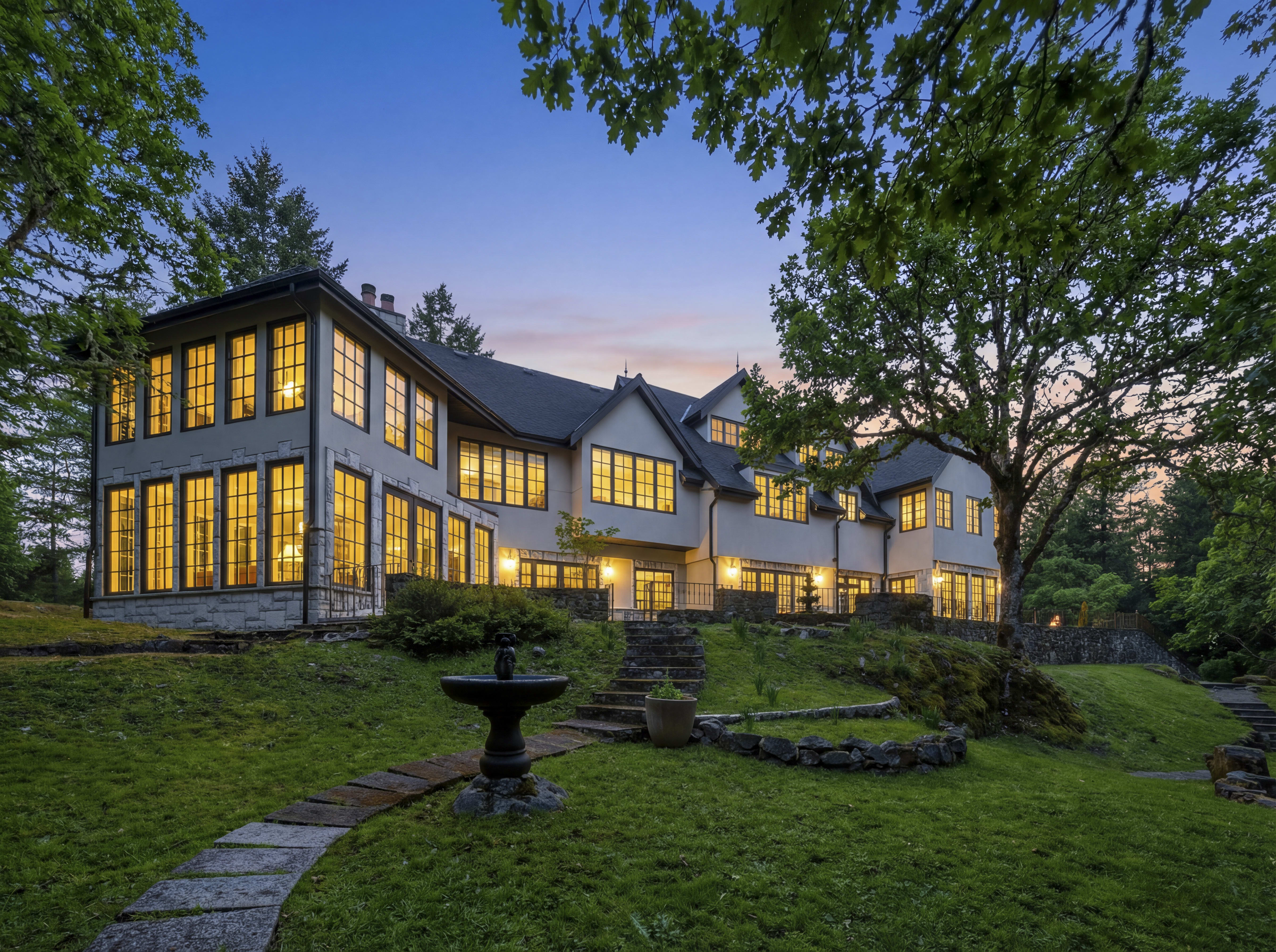 Owl's Landing dining room — Saanich luxury estate
