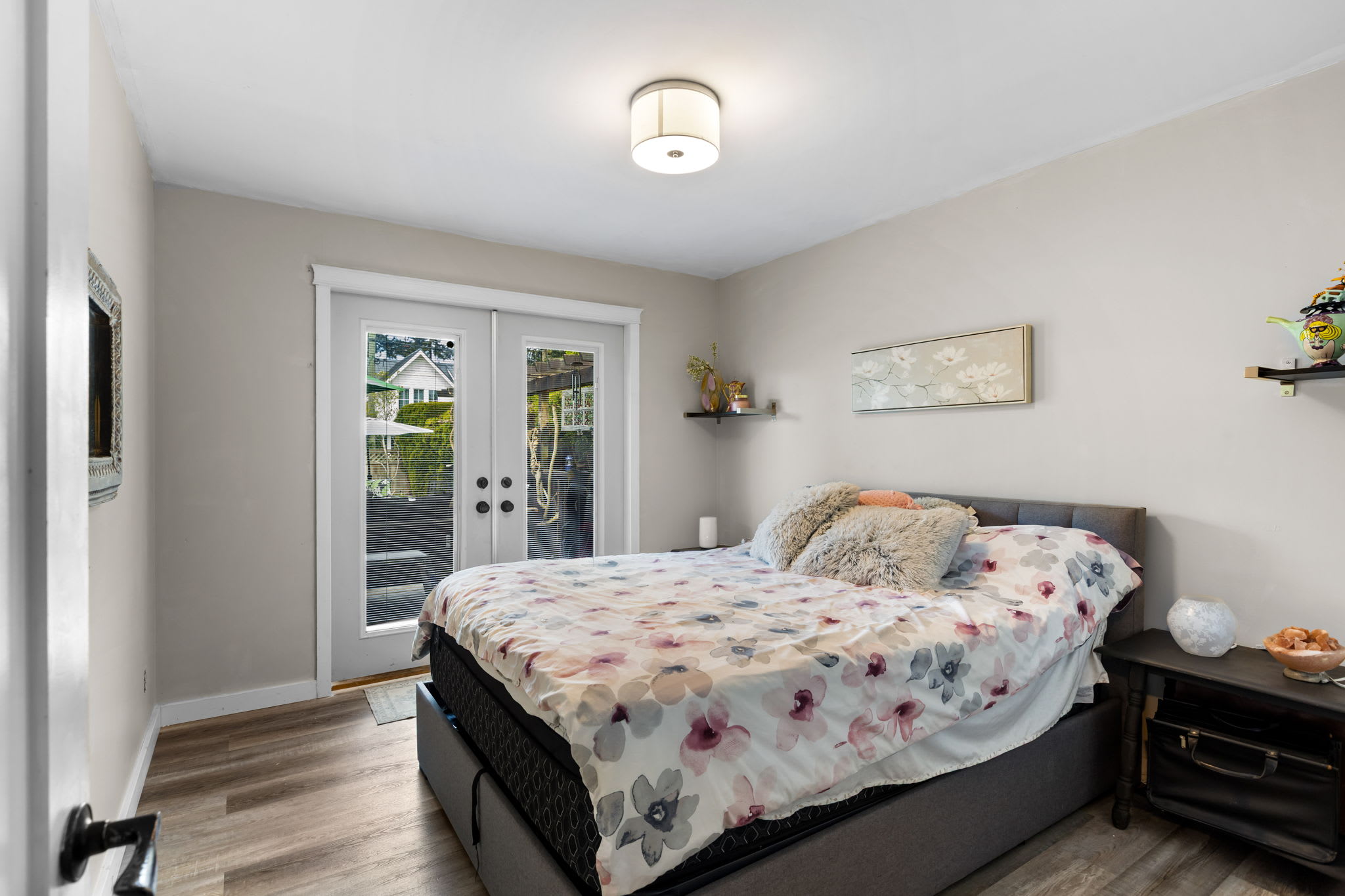 Interior natural light — Boundary Bay Beach Cottage, Delta BC