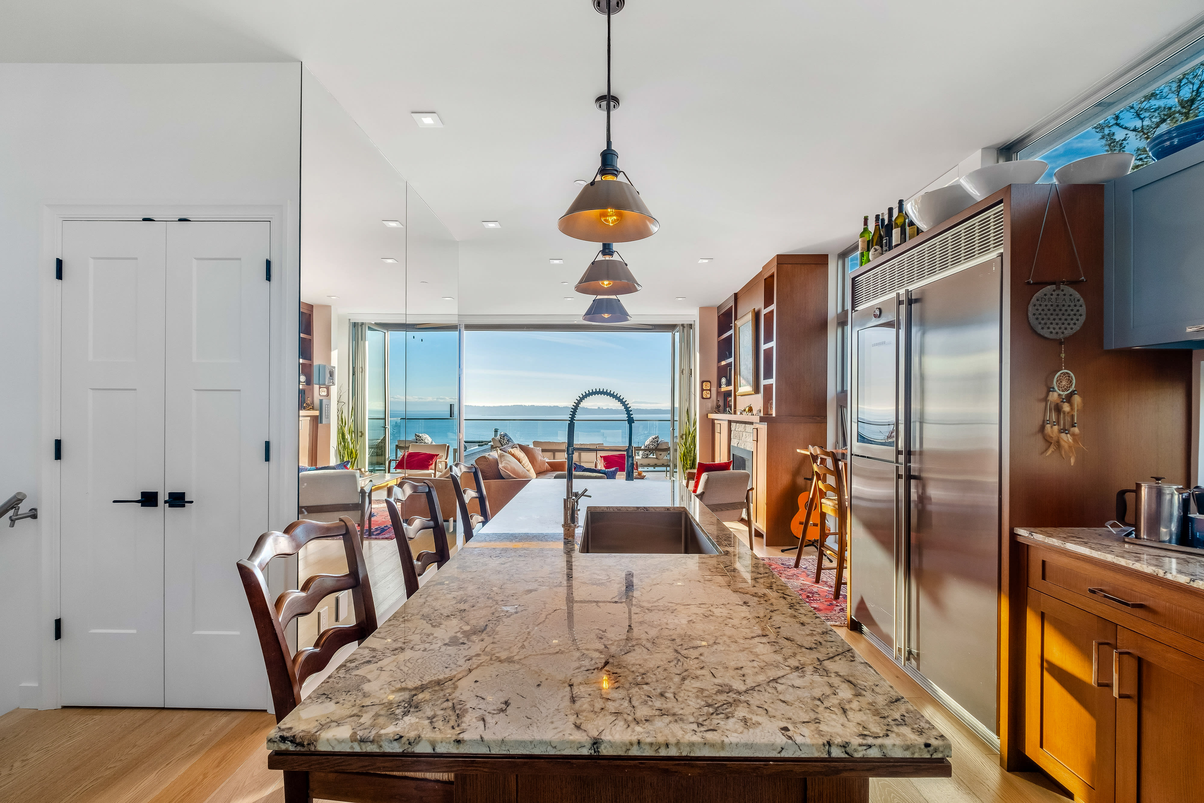 Sweeping ocean view — luxury home 15046 Buena Vista Avenue White Rock