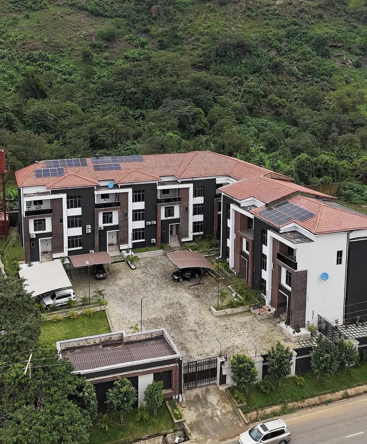 4bedrooms terrace duplex with a room boys quarters.