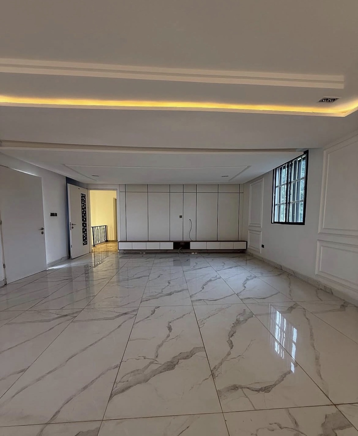 4bedrooms terrace duplex with a room boys quarters.