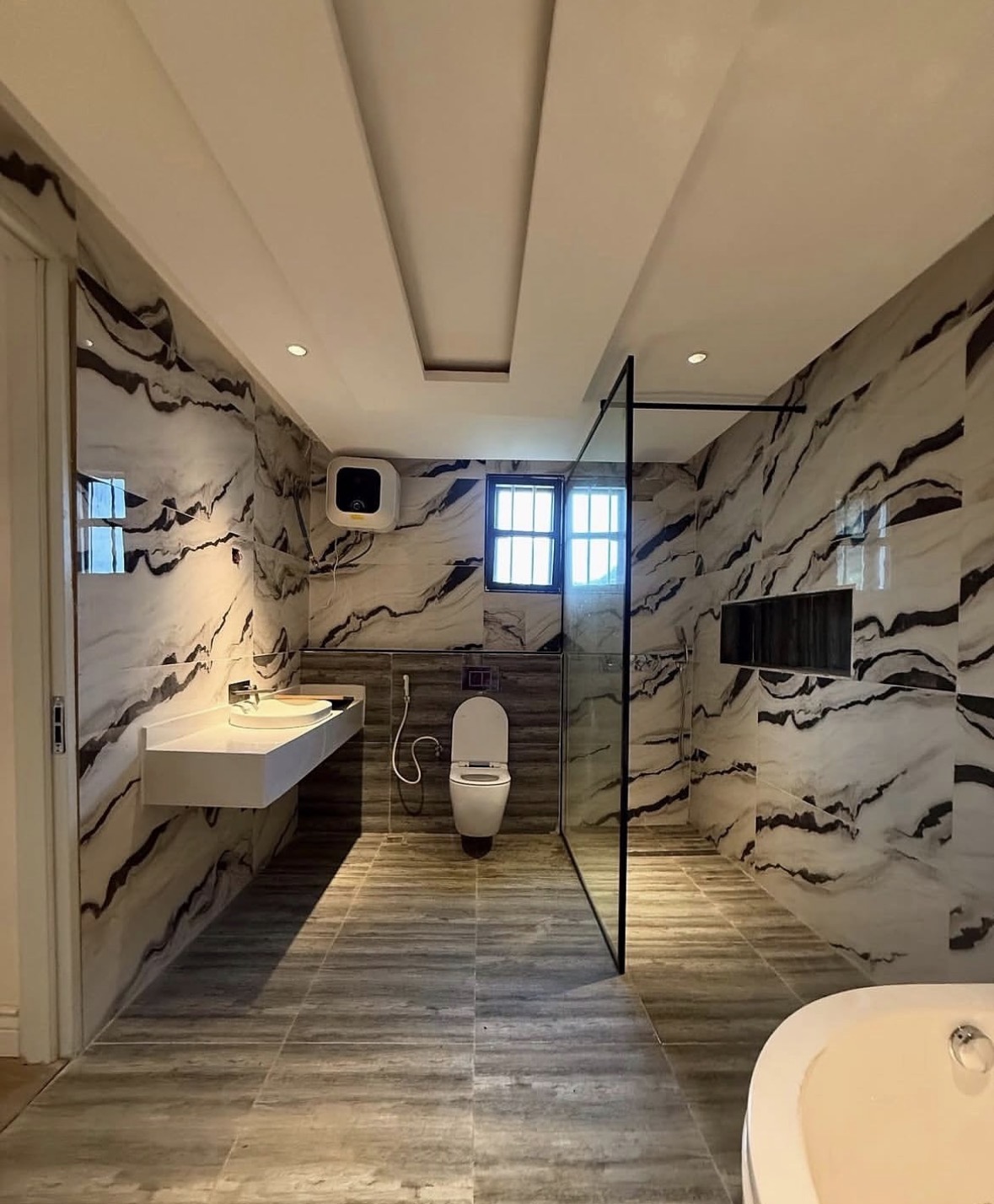 4bedrooms terrace duplex with a room boys quarters.