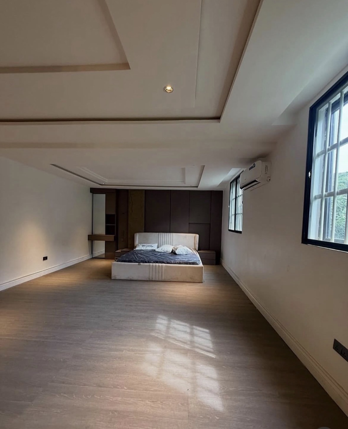 4bedrooms terrace duplex with a room boys quarters.