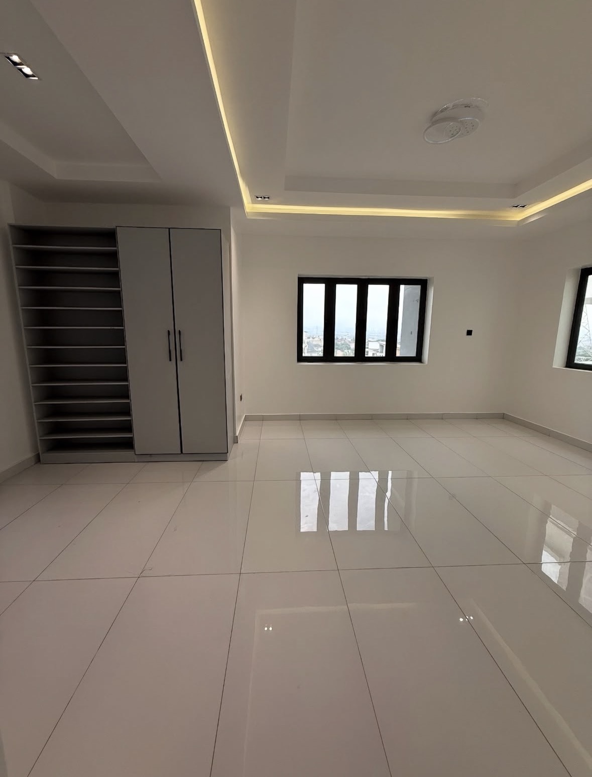 4BEDROOM || DETACHED DUPLEX || 1BED Bq