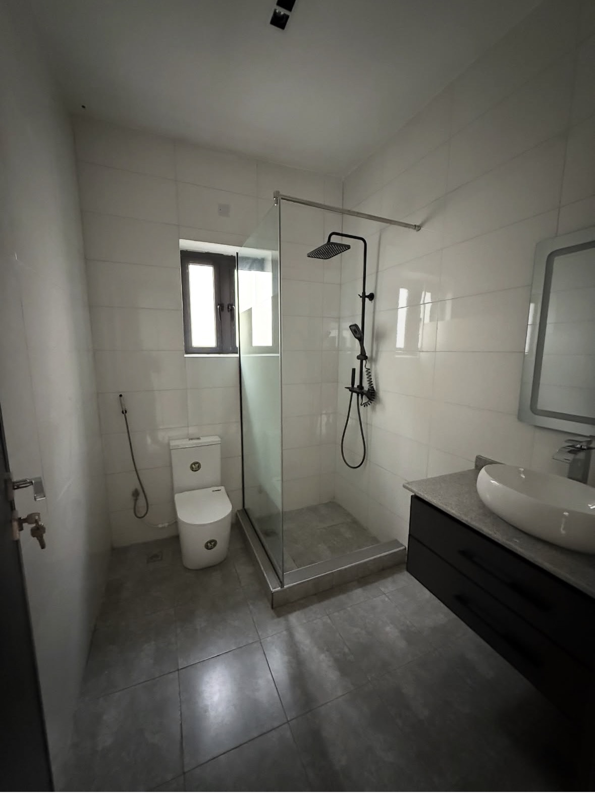 4BEDROOM || DETACHED DUPLEX || 1BED Bq