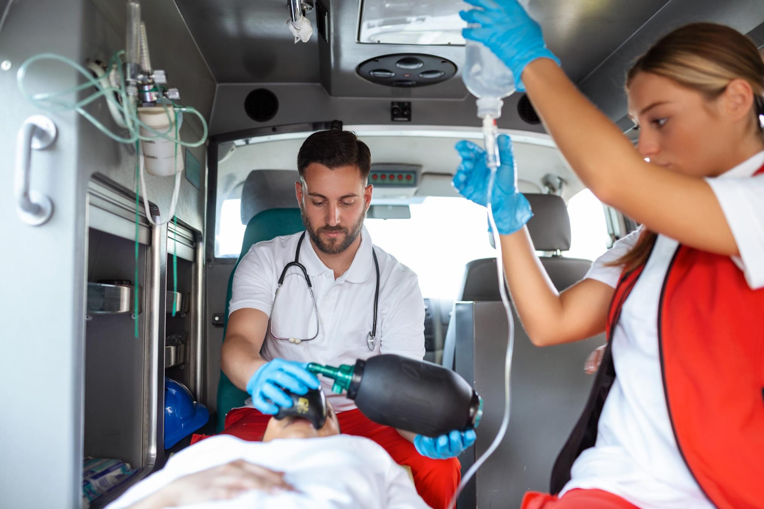 Adicional de insalubridade para profissionais de ambulância: quando é possível cobrar o valor integral