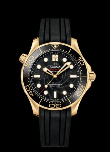 Omega Seamaster Diver 300M Master Co-Axial 42 James Bond Yellow Gold / Black / Rubber
