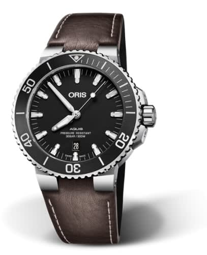 Oris Aquis Date 43.5 Stainless Steel / Matte Black / Calf
