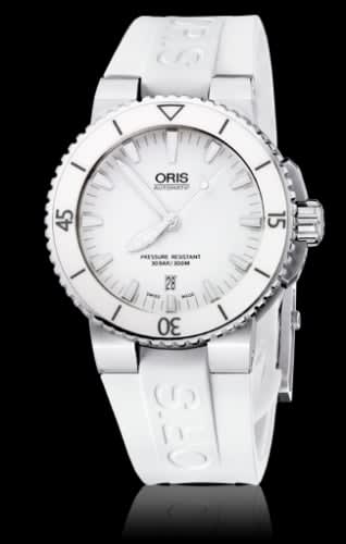 Oris Aquis Date 43 Stainless Steel / White / Rubber