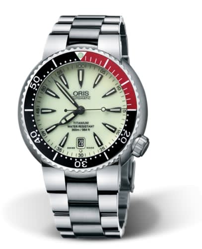 Oris Divers Date Titanium / Lume / Bracelet