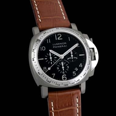 Panerai Luminor Chrono 40mm Titanium