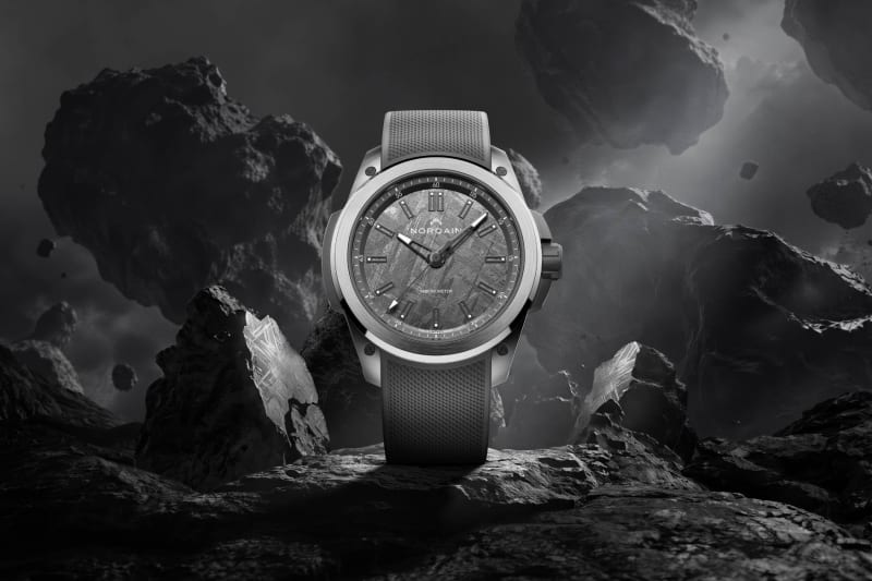 Norqain Wild One Titanium Meteorite 42mm NORTEQ Pin Buckle