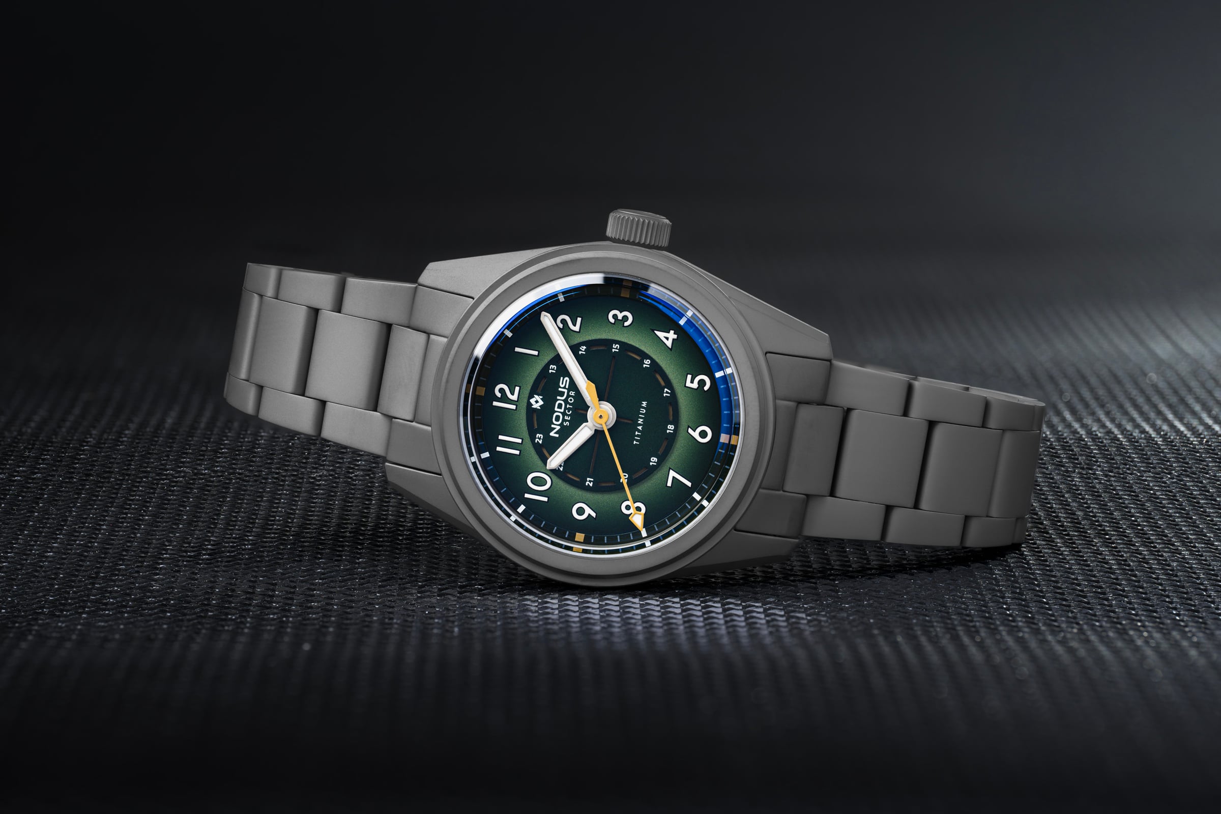 Nodus Sector II Field Titanium