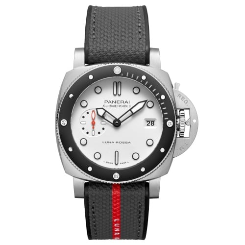 Panerai Luminor Submersible 42 3 Days Automatic Luna Rossa